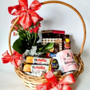 Cesta de Aniversário com chocolate e Flor