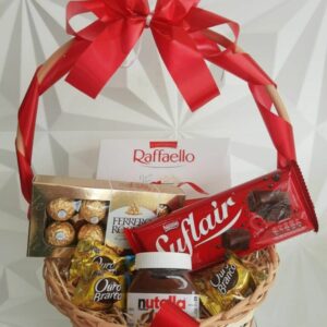 Cesta De Chocolates Com Rafaello, Suflair, Nutella e Ferrero Rocher